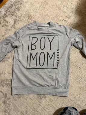 GRAY "BOY MOM" Graphic Sweatshirt
